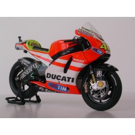  Ducati Desmosedici GP11 Miniature déjà montée échelle : 1/18