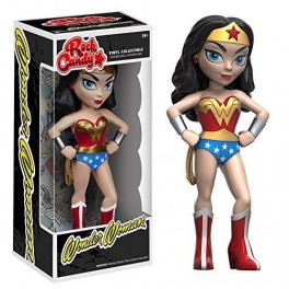 Wonder Woman Vinyl HAUTEUR 13CM Wonder Woman Vinyl HAUTEUR 13CM